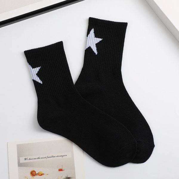 Black And White Five-pointed Star Tube Socks Breathable Sports Socks