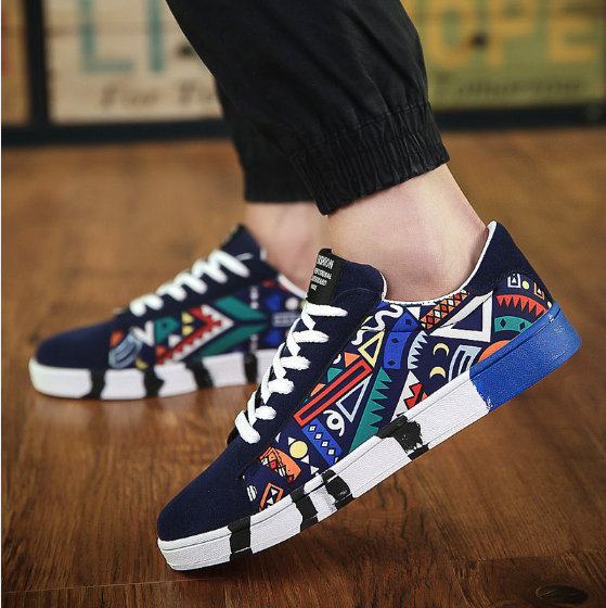 Trendy shoes canvas shoes